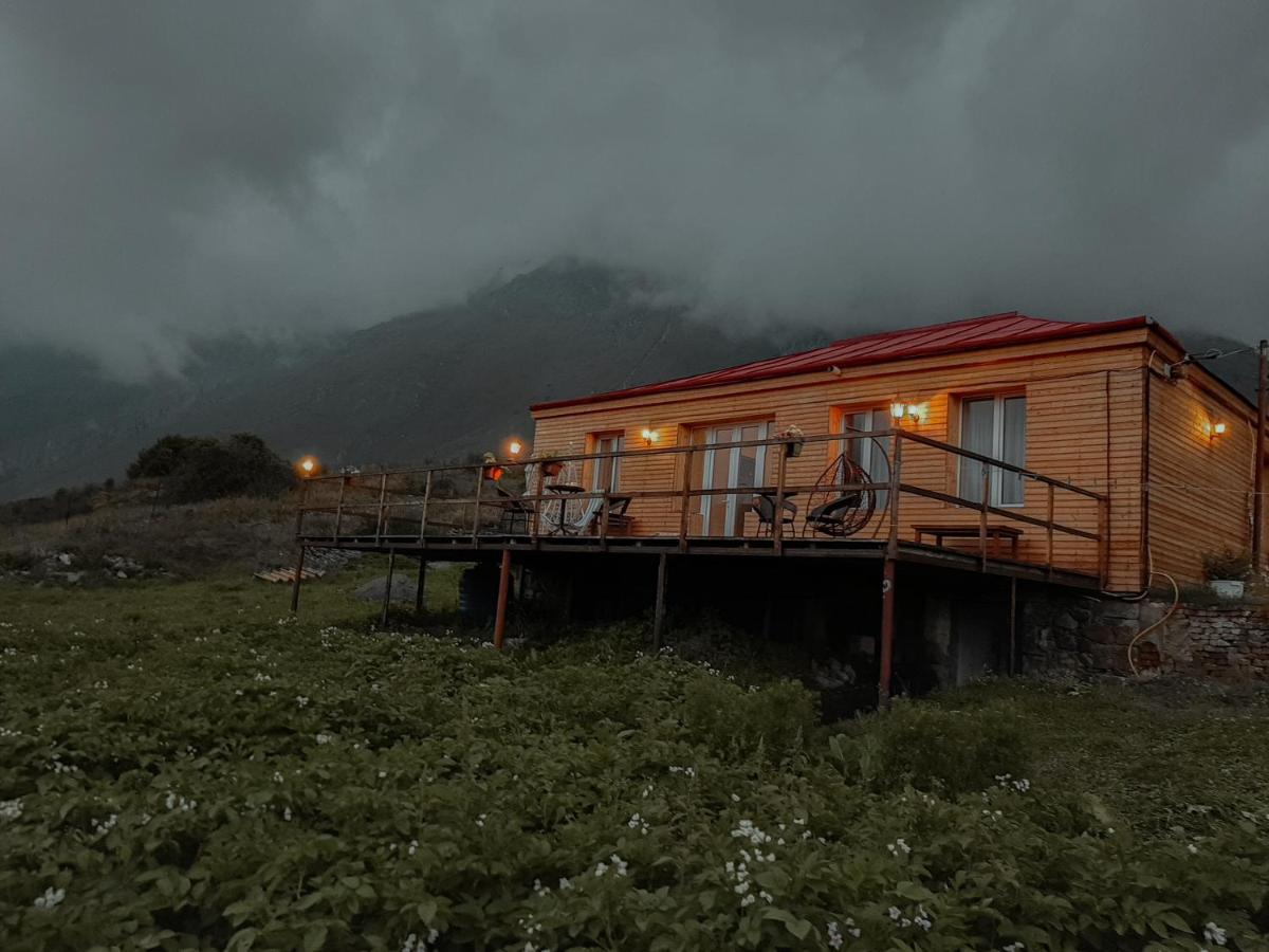 Guesthouse Elli & Cottages 카즈베기 외부 사진