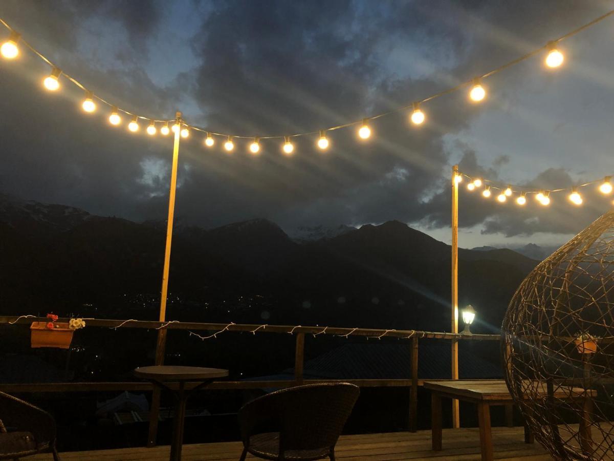 Guesthouse Elli & Cottages 카즈베기 외부 사진