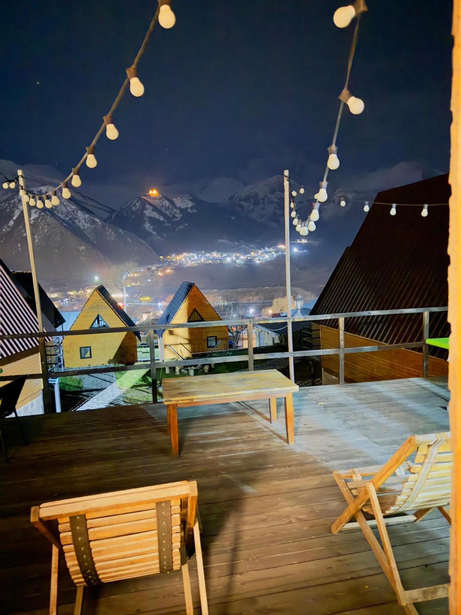 Guesthouse Elli & Cottages 카즈베기 외부 사진