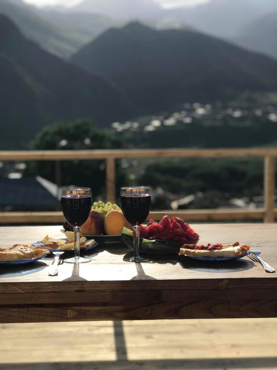 Guesthouse Elli & Cottages 카즈베기 외부 사진